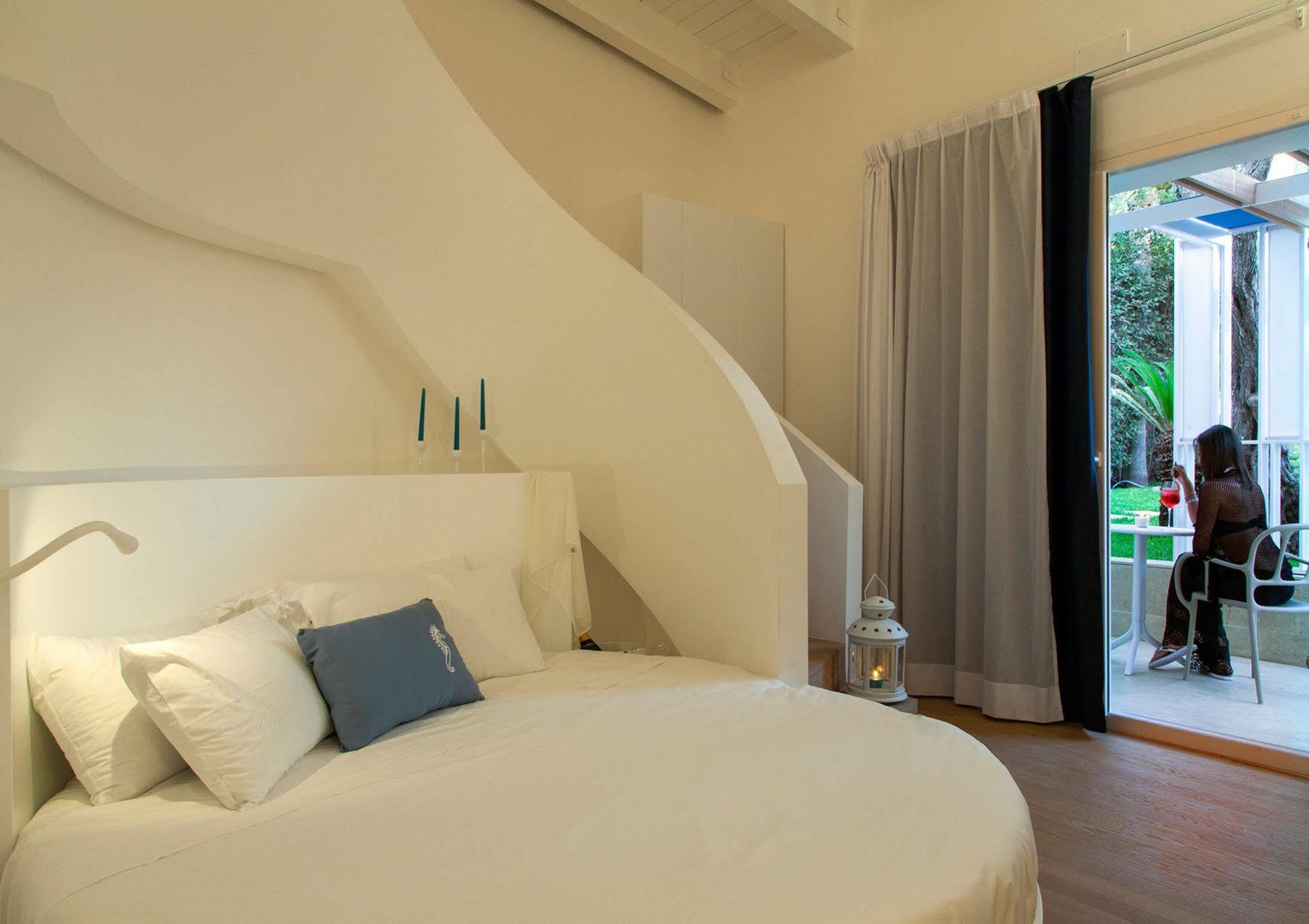 Calapetra Resort 冯塔尼比安奇 外观 照片